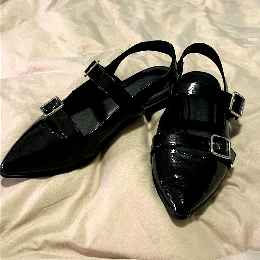 Elegant Old Navy, shiny Black Women's Slingback Shoes buckles